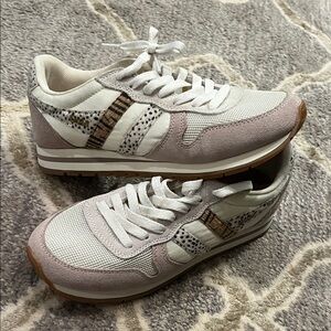 Gola Daytona Safari Sneakers   Offwhite/Blossom. Worn once -Excellent Condition!